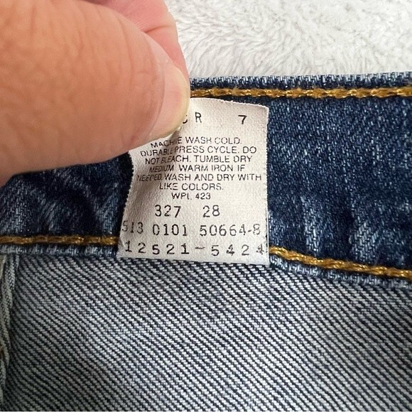 Vintage Levi’s 512 mom jeans - Picture 9 of 11